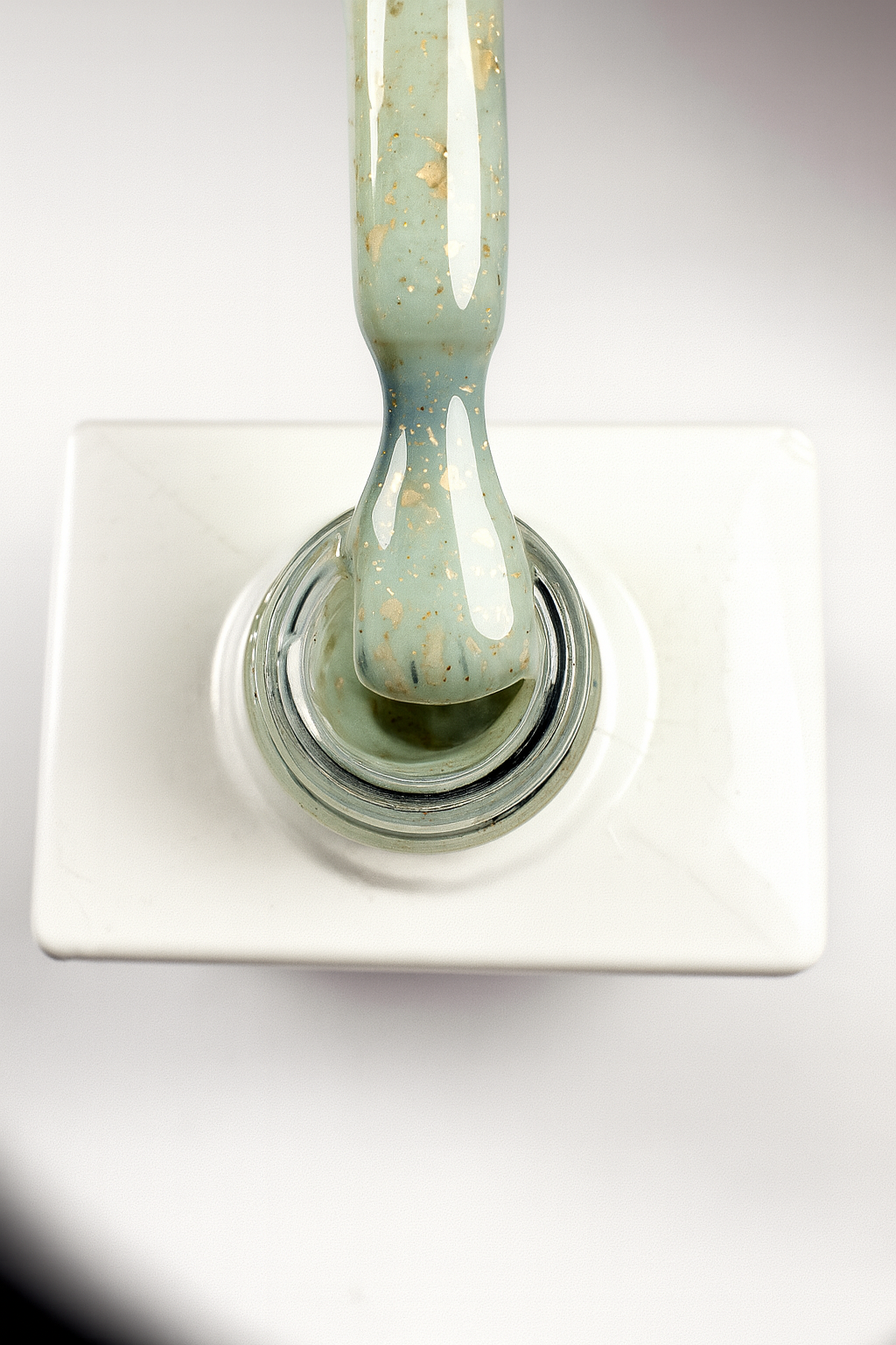 Mint Flake Rubber Base